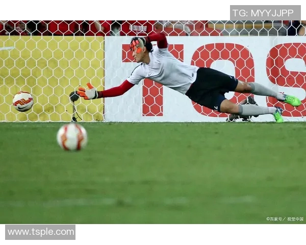 足球明星经典任意球瞬间回顾技艺与激情的完美结合