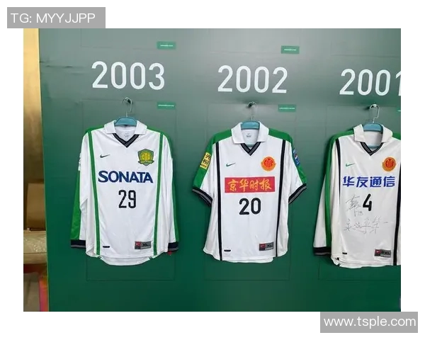 九号球衣的传奇足坛巨星们的辉煌与成就回顾