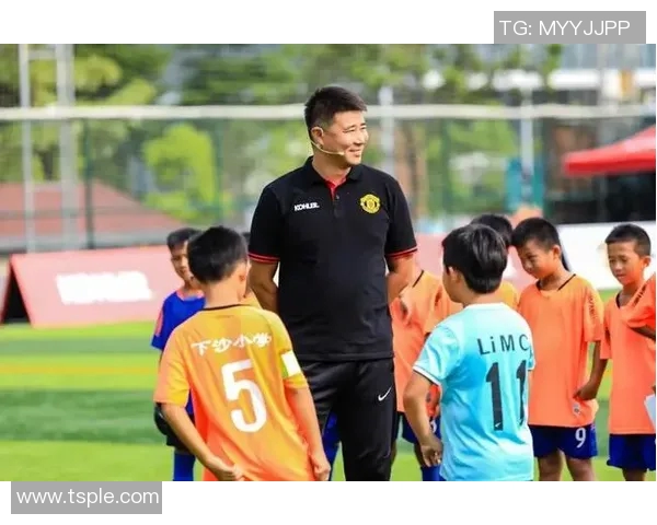 汕头足球明星齐聚一堂引发球迷热烈关注与期待